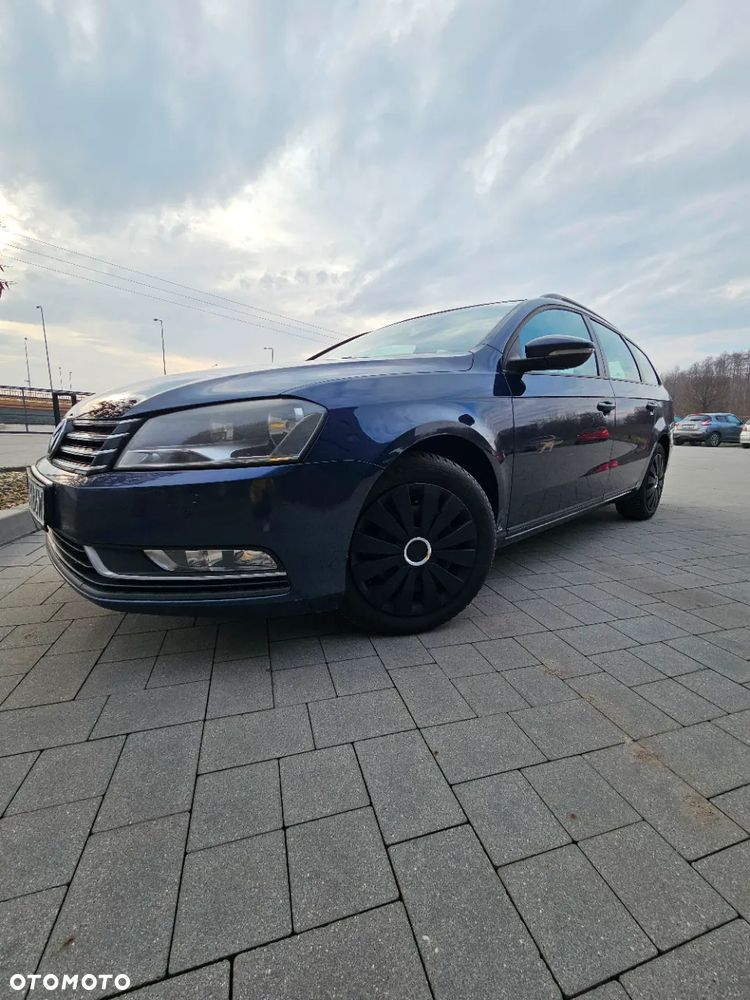 Volkswagen Passat 2.0 TDI Trendline - 8