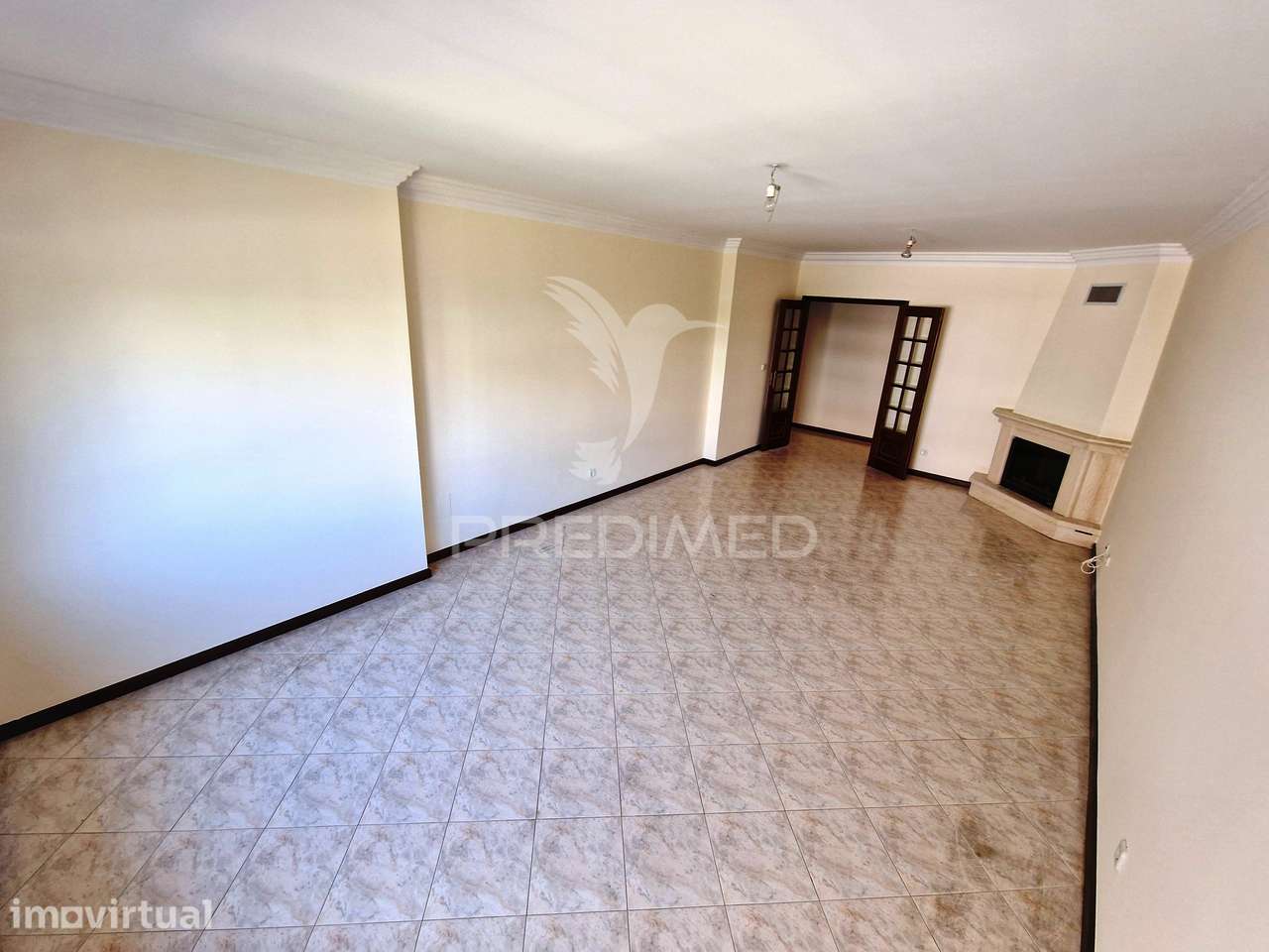 Apartamento T2 c/ parqueamento na Cavaleira - Grande imagem: 3/19