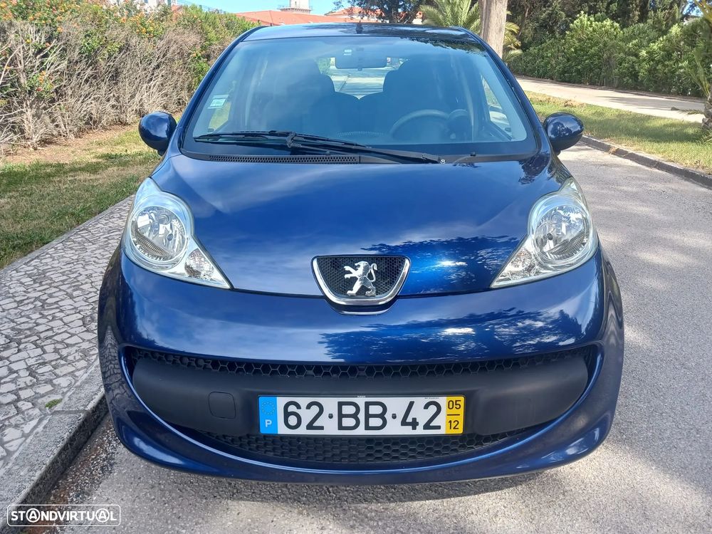Peugeot 107 1.0 Trendy - 2
