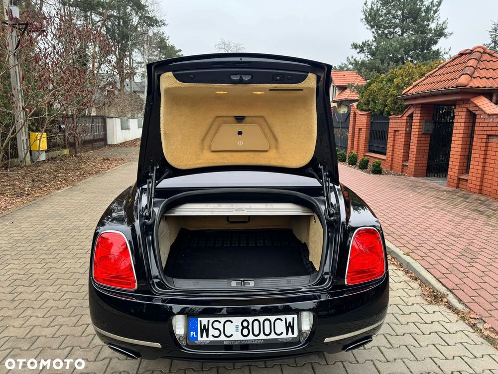 Bentley Flying Spur - 22