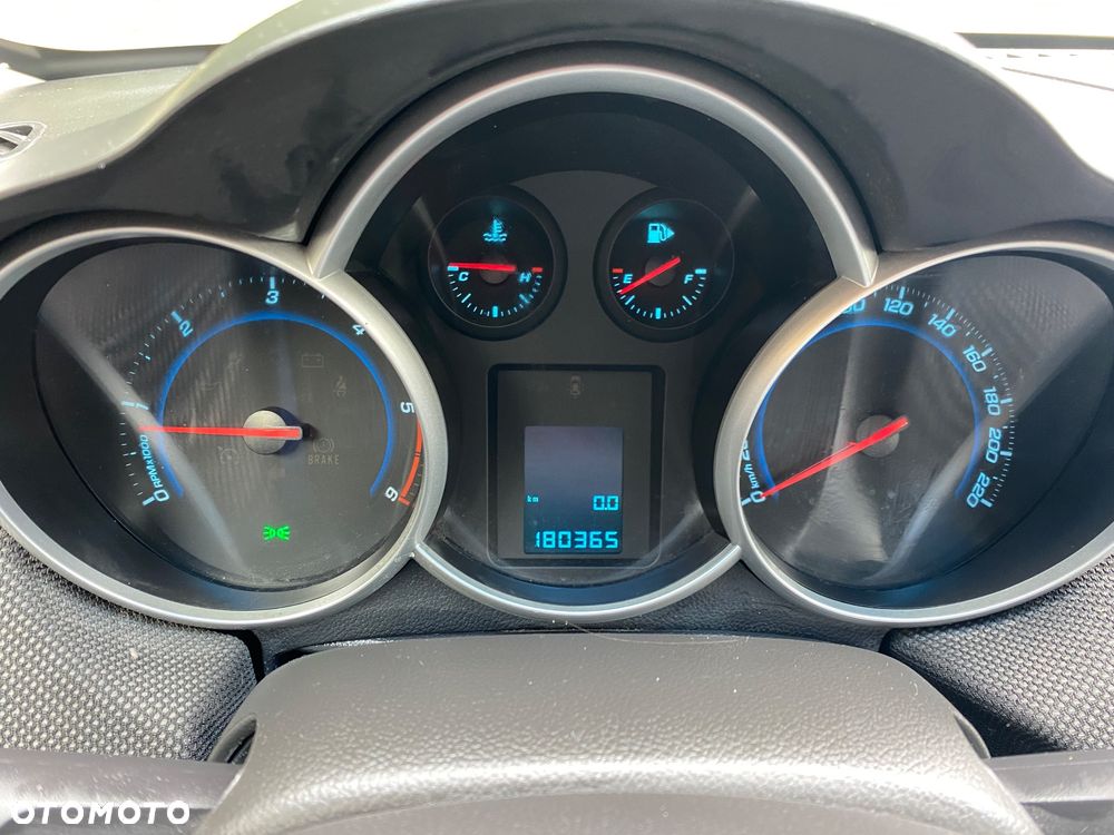 Chevrolet Cruze 2.0 D LT+ - 18