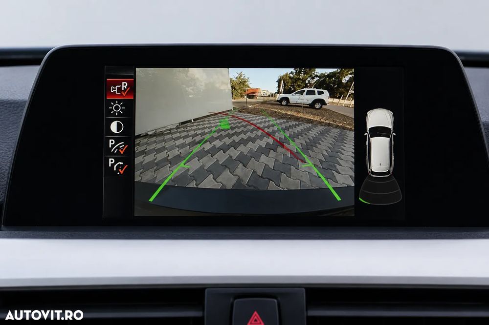 BMW Seria 3 318d Aut. - 27