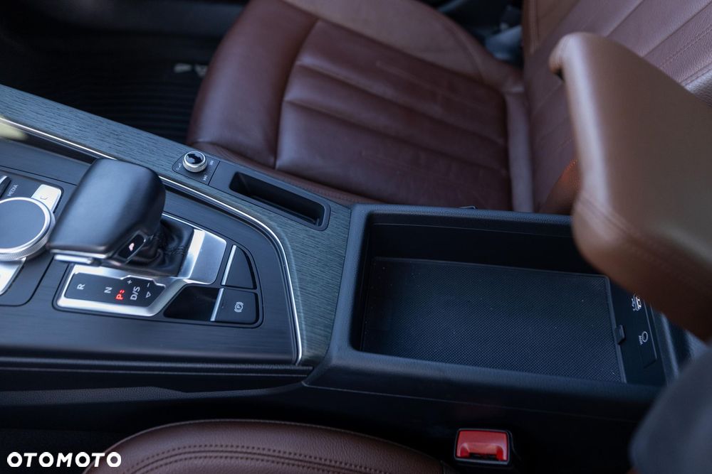 Audi A4 Limousine 2.0 TFSI Quattro S tronic - 24