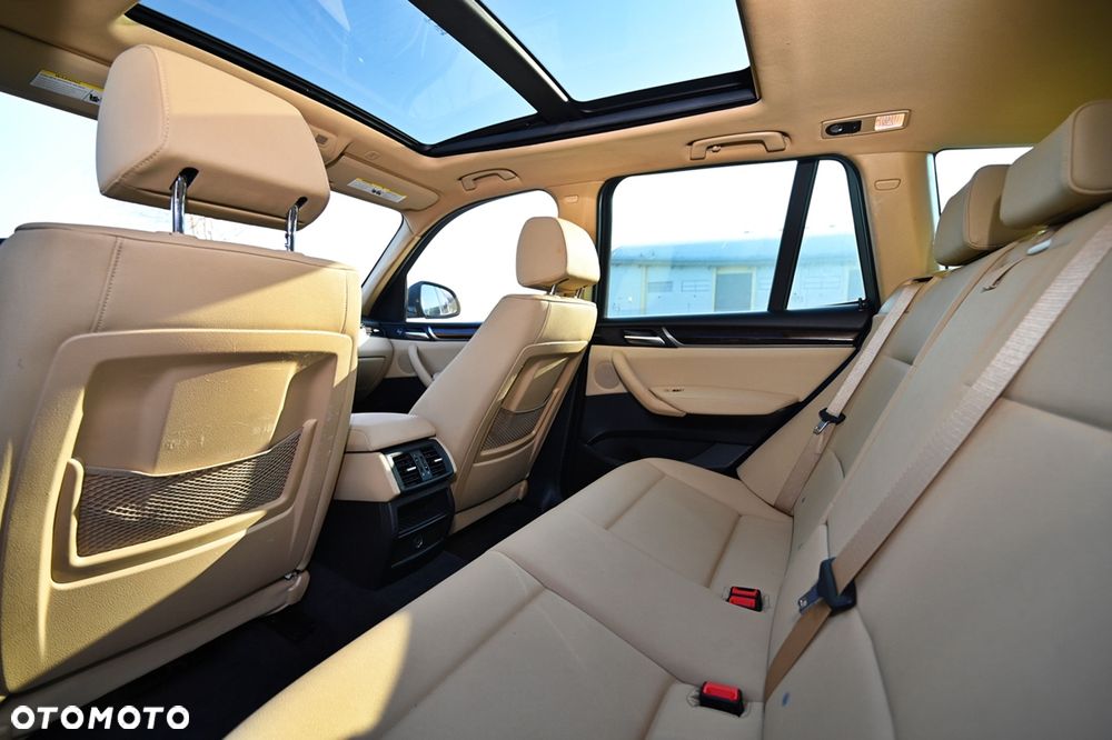 BMW X3 xDrive28i - 7