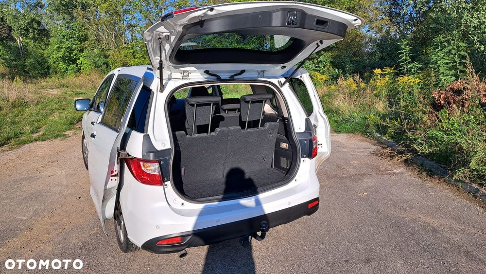 Mazda 5 - 8