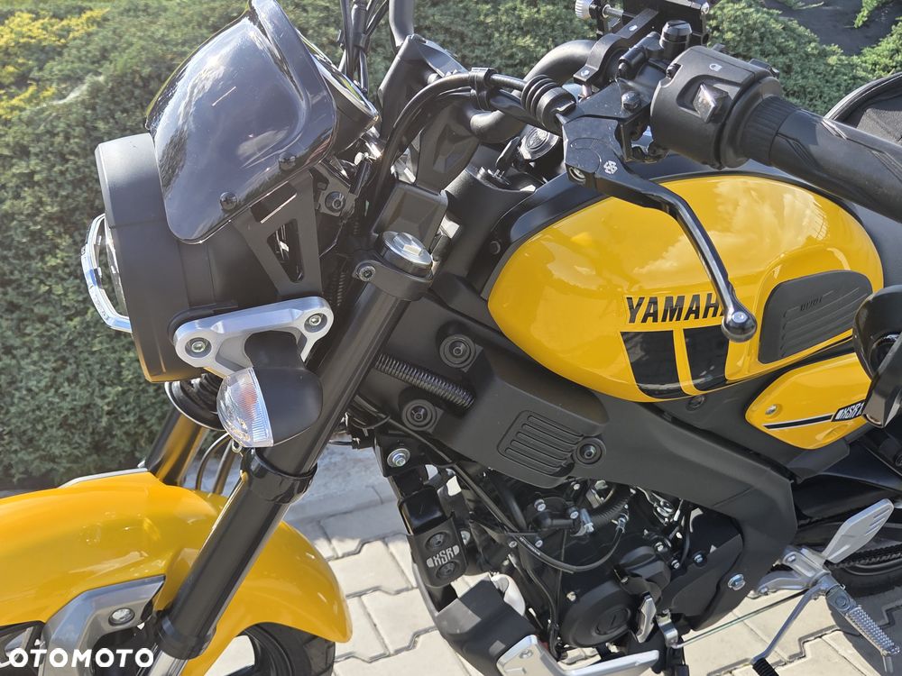 Yamaha XSR - 27