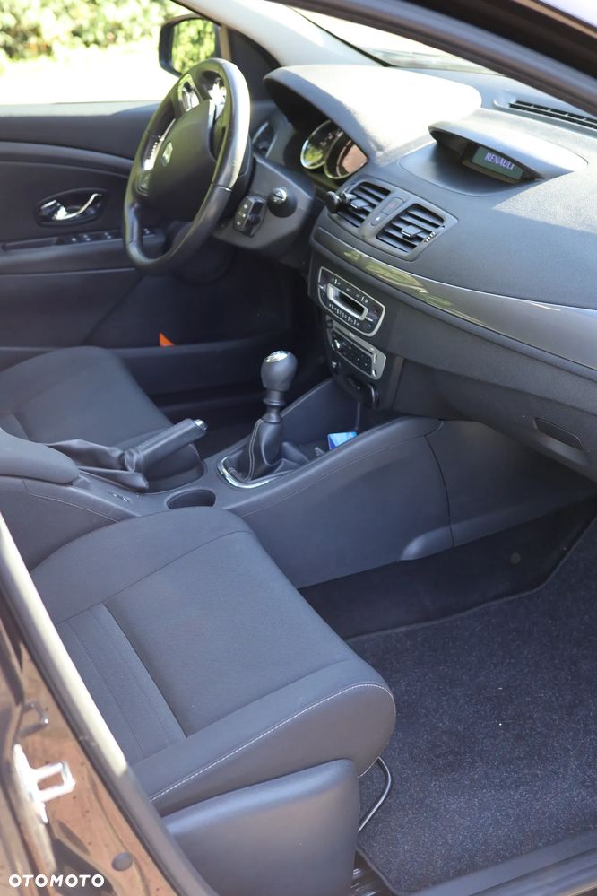 Renault Megane 1.6 16V Limited - 9