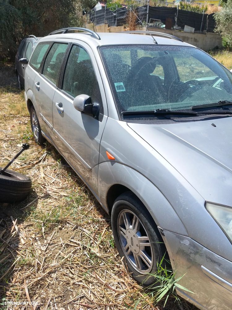 Ford Focus SW 1.8 TDdi Comfort - 3