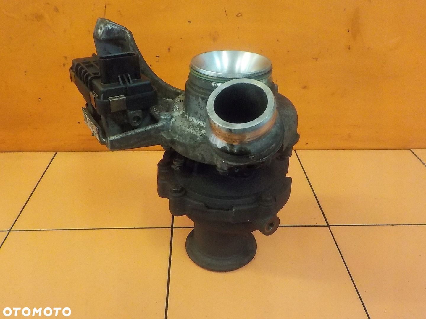 BMW E90 E87 2.0 D 10r 143KM N47 turbina turbosprezarka 7900594 GT1749V - 1