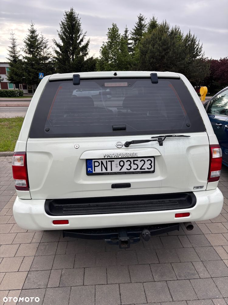 Nissan Pathfinder - 10