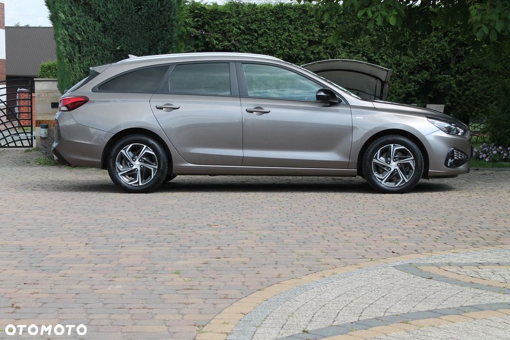 Hyundai i30 1.5 T-GDI 48V-Hybrid EDITION 30+ - 7