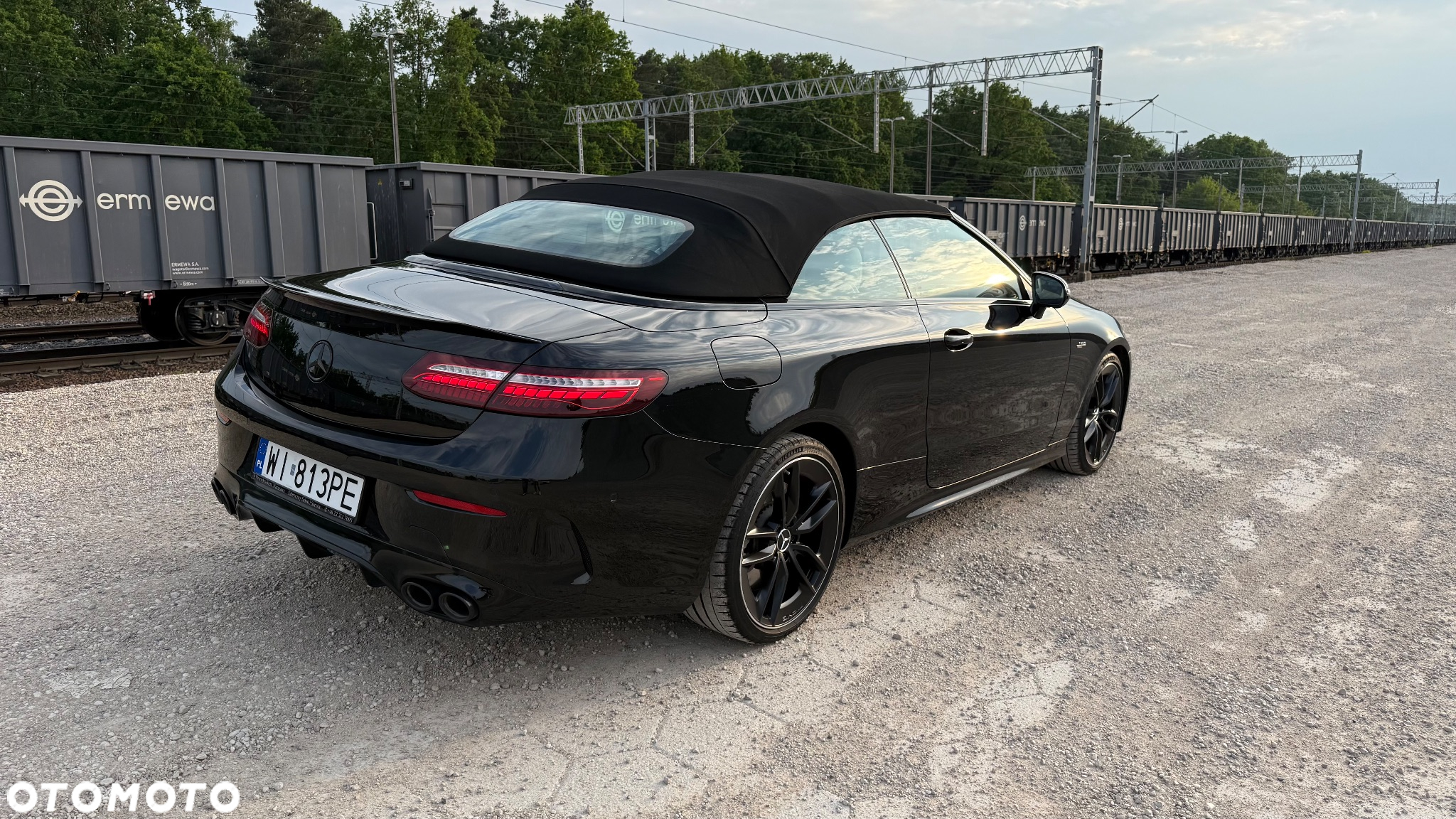 Mercedes-Benz Klasa E AMG 53 Kabriolet 4-Matic+ 9G-TRONIC - 28