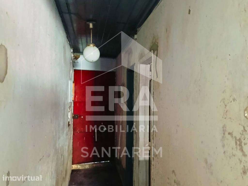 Conjunto de 2 Moradias a necessitar de obras - Grande imagem: 5/12