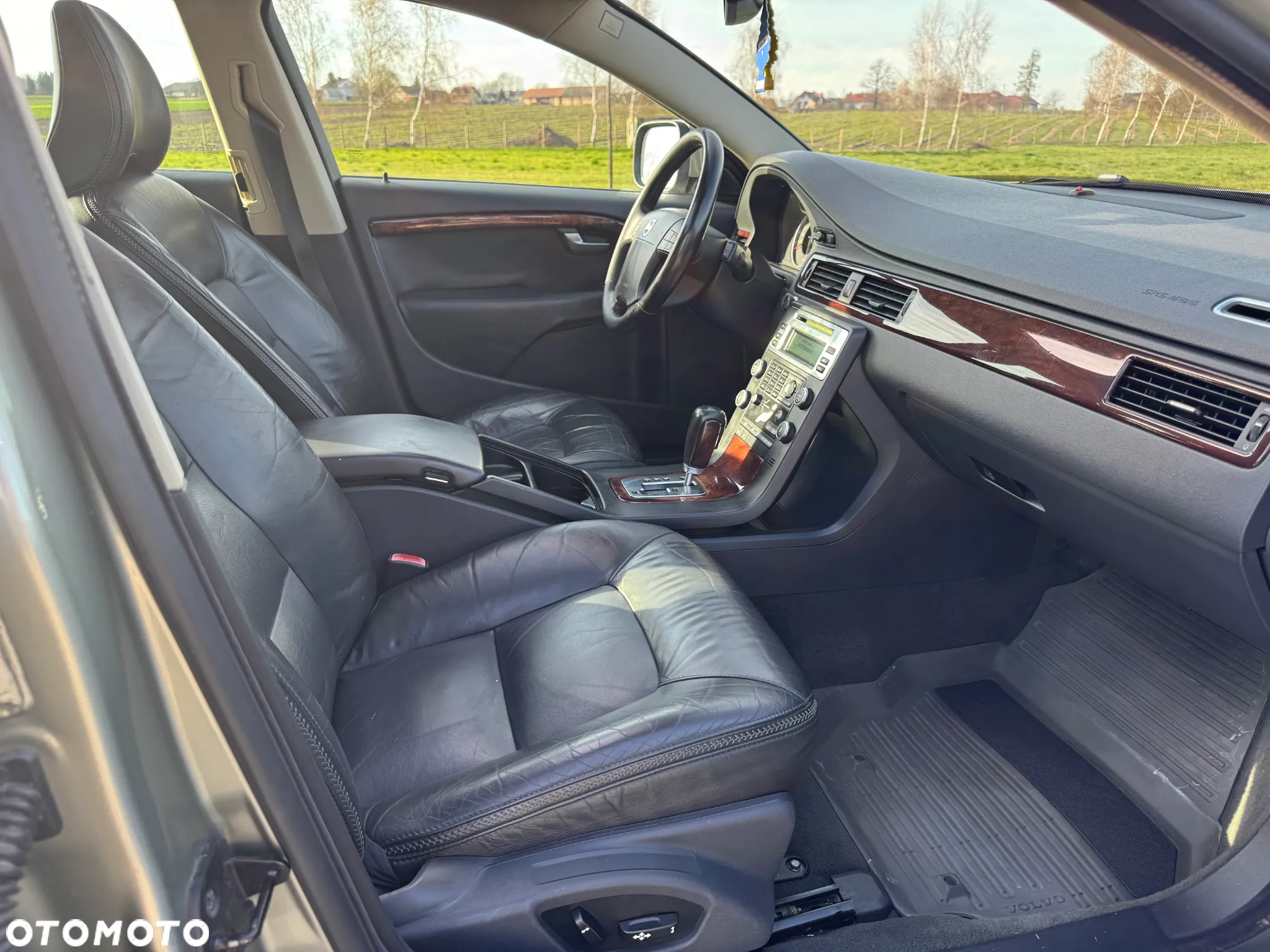 Volvo XC 70 - 12