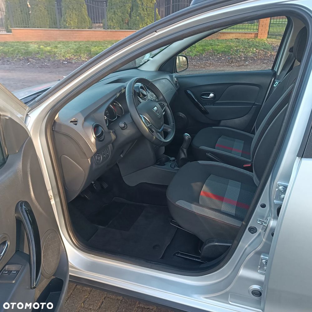 Dacia Sandero Stepway TCe 90 Prestige - 22