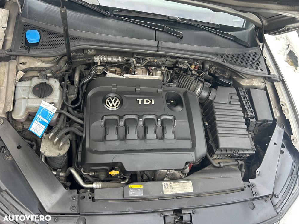 Volkswagen Passat - 10