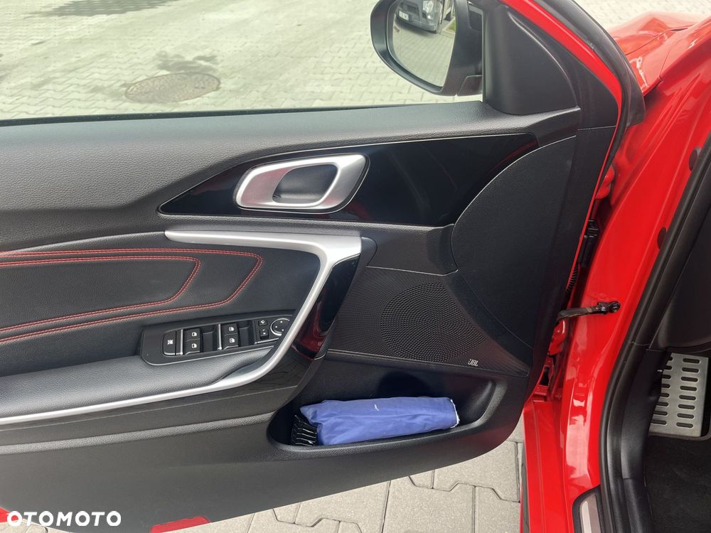 Kia ProCeed 1.6 T-GDI GT DCT - 10