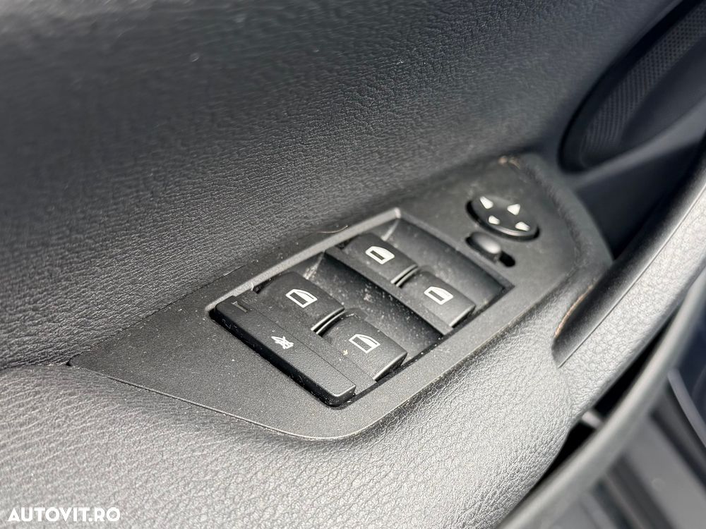 BMW X1 sDrive18d xLine - 21