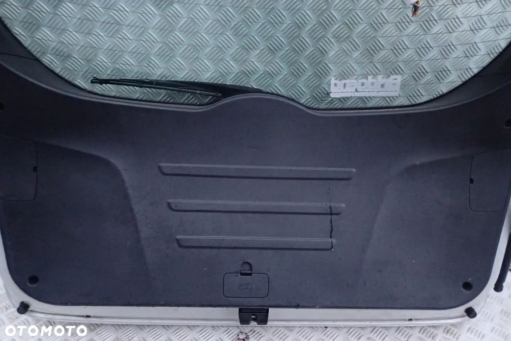 KLAPA BAGAŻNIKA  HYUNDAI IX35 - 6