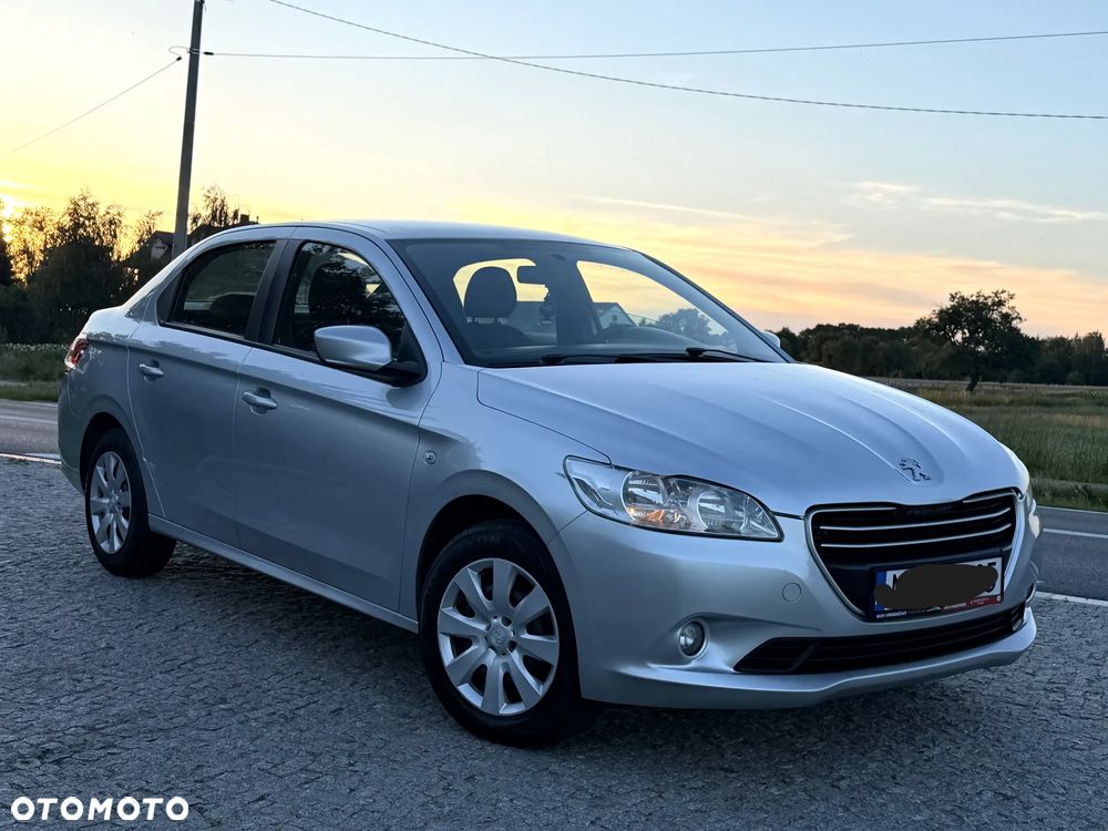 Peugeot 301 1.2 VTi/Pure Tech Access - 2