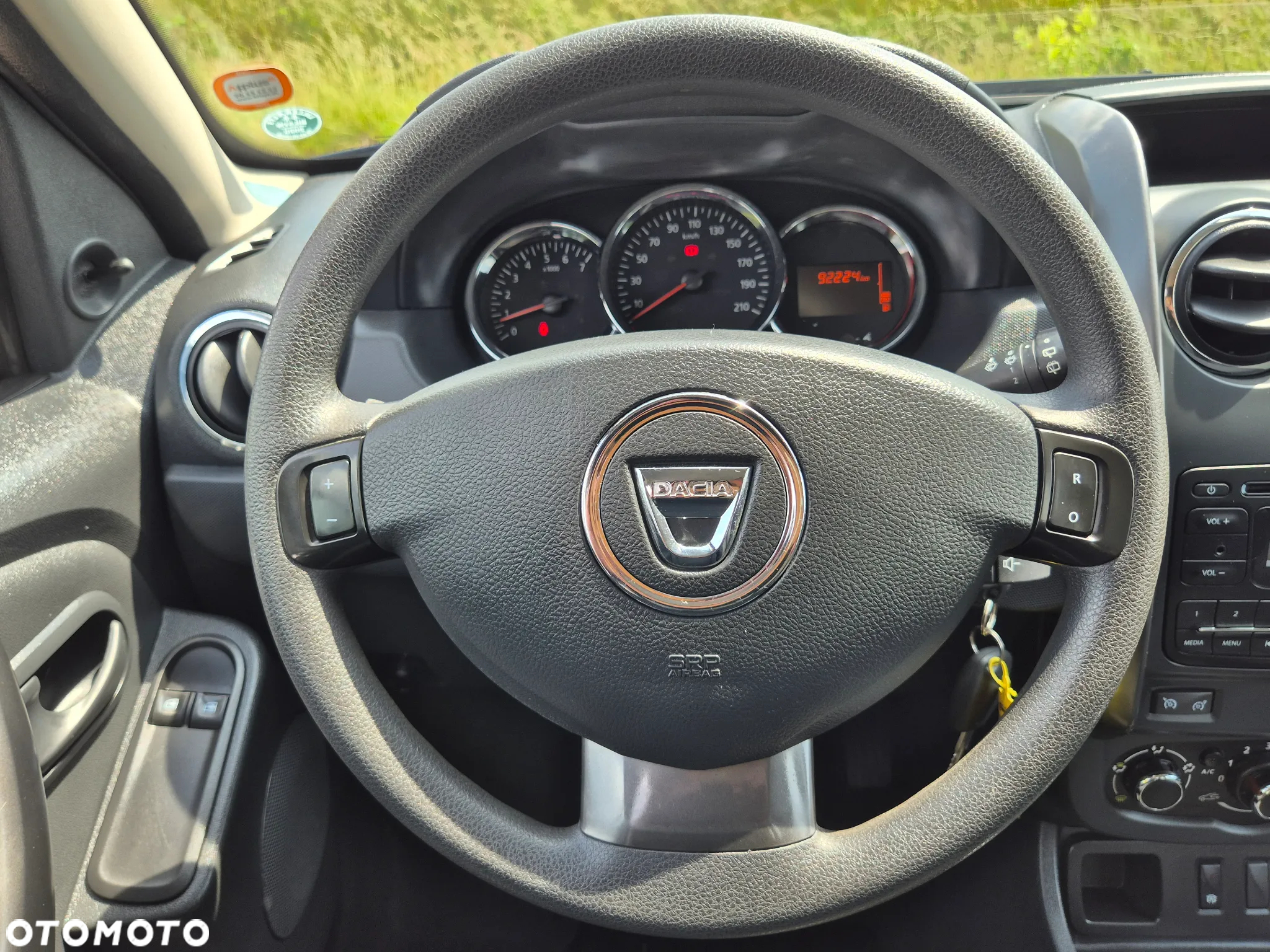 Dacia Duster 1.6 SCe Essential - 15