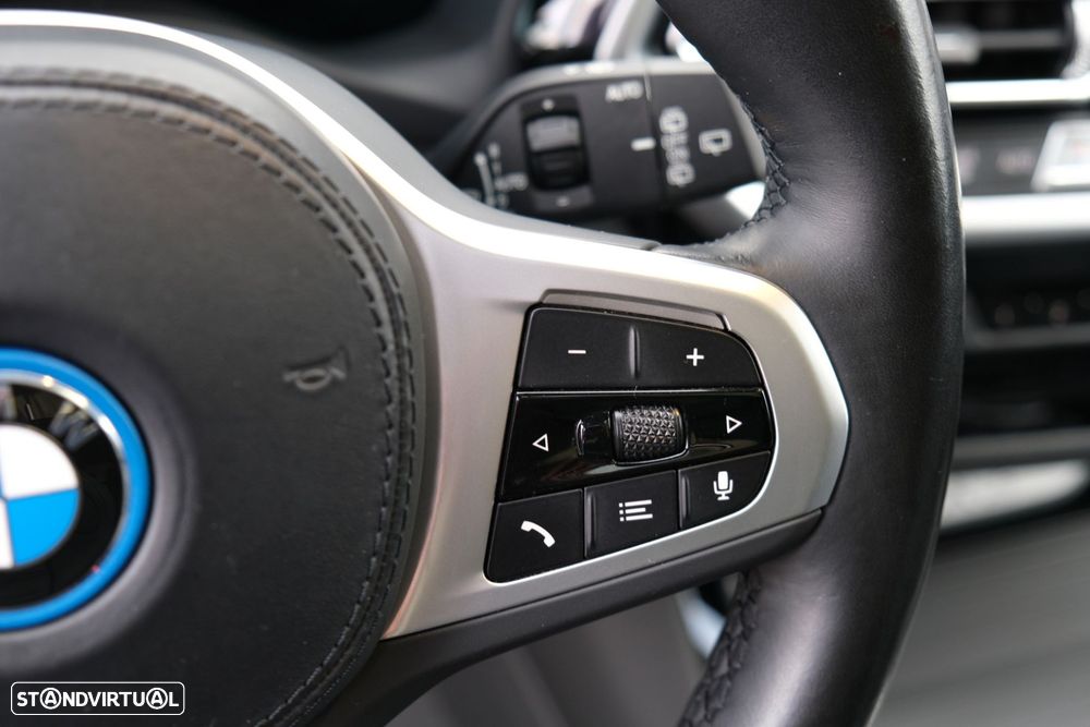 BMW iX3 M Sport Impressive - 22