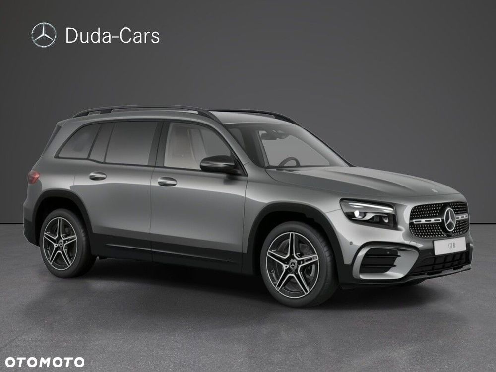 Mercedes-Benz GLB - 4