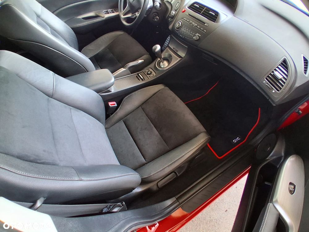 Honda Civic 1.8 GT Special Edition - 25