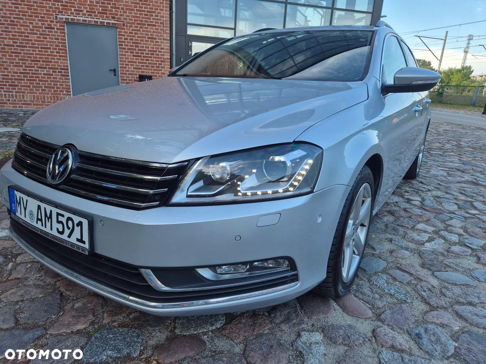 Volkswagen Passat 2.0 TDI DSG BlueMotion Technology Highline - 2