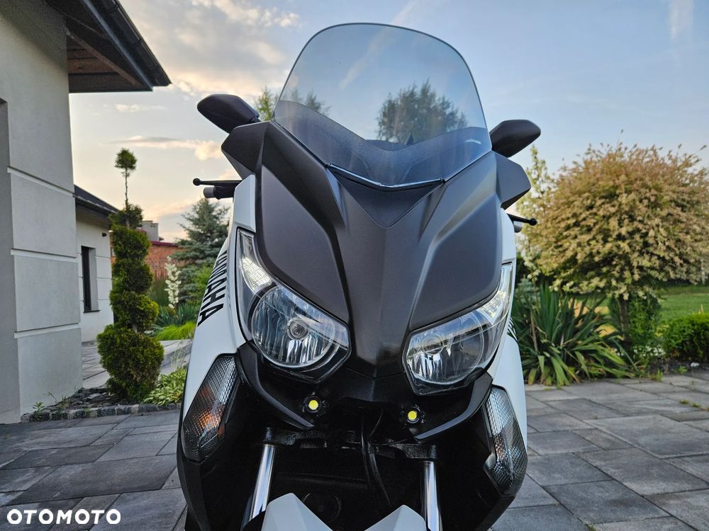Yamaha X-max - 16