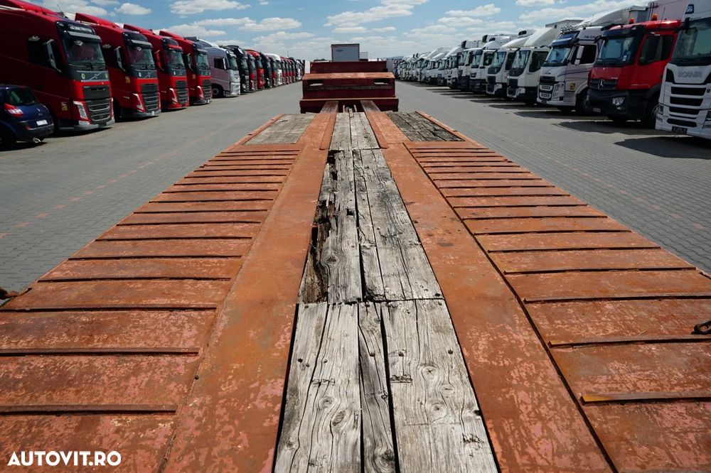 Louault / CU ÎNCĂRCARE JOSĂ / EXTENSIBIL / 17 M / RAMPE HIDRAULICE / AX DE DIRECȚIE / 3 AXE / - 15