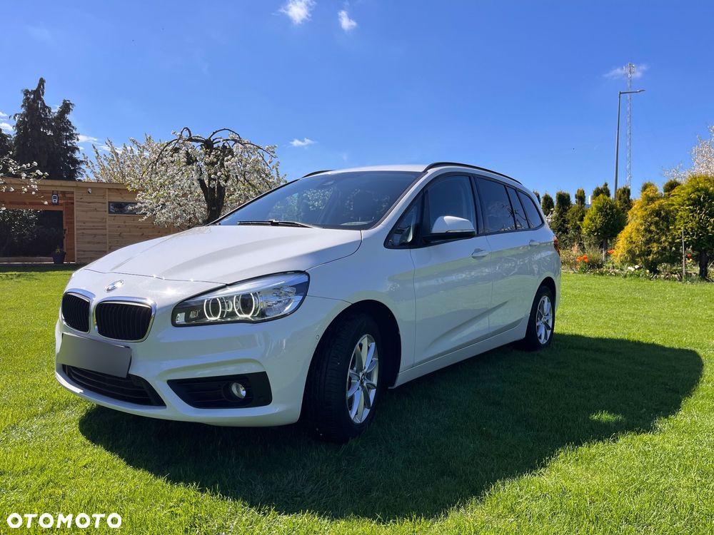BMW Seria 2 218i - 3