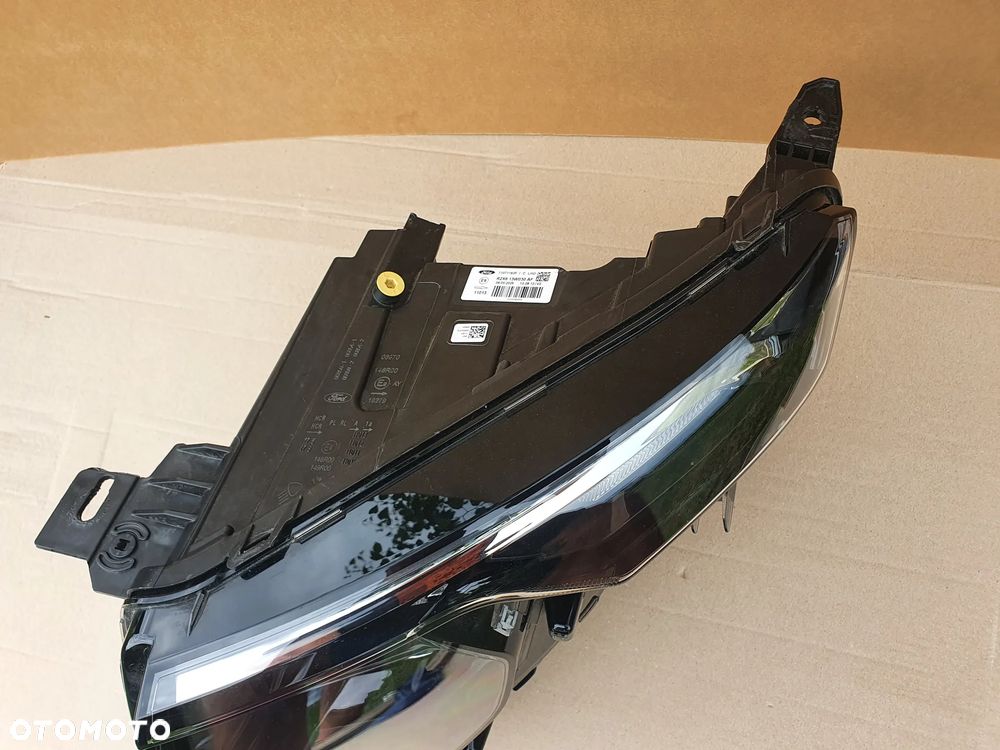 Lampa przednia lewa Ford Transit Courier MK2 rok 23- - 3