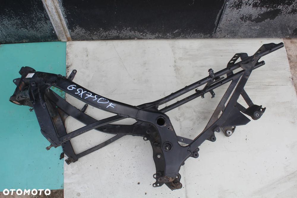 Suzuki GSX 750 F 1994r rama + dokumentacja