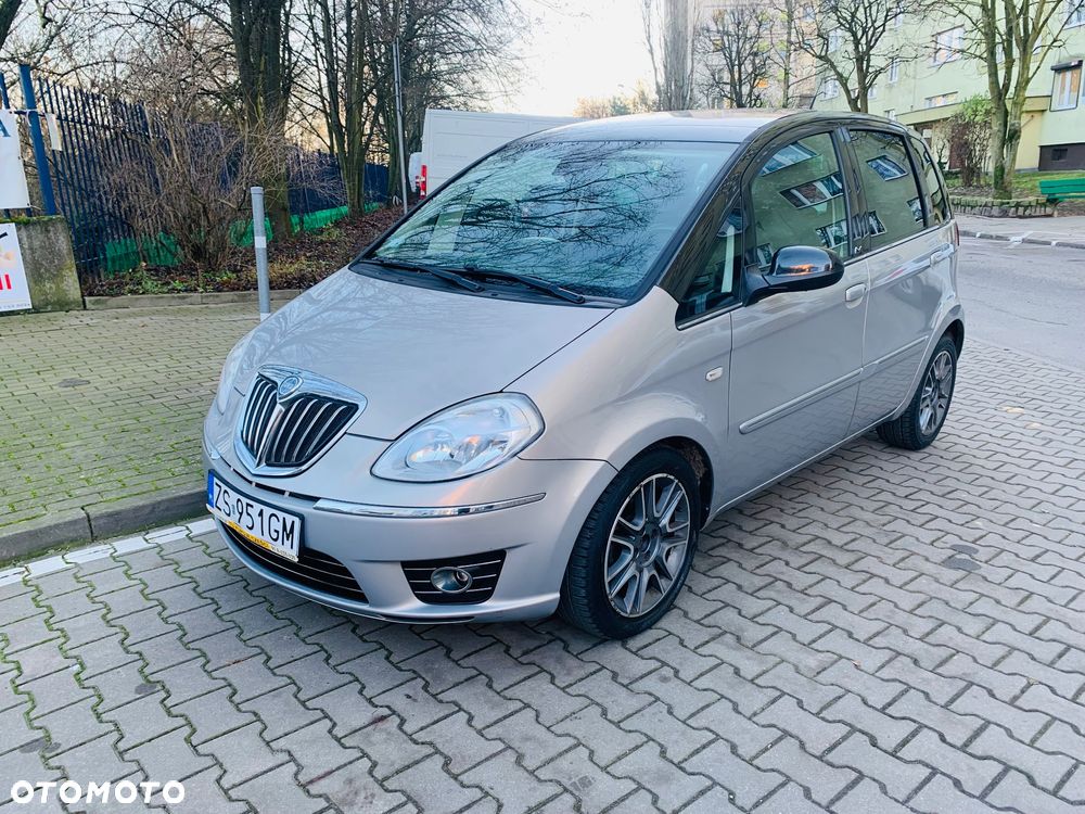 Lancia Musa 1.4 16v Automatik Platino Plus