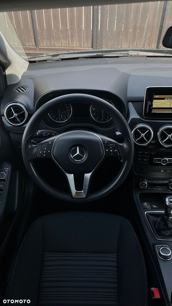 Mercedes-Benz Klasa B 200 - 10