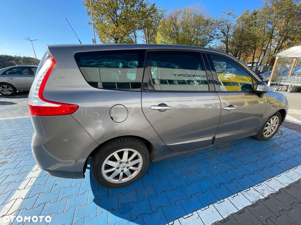 Renault Scenic - 7