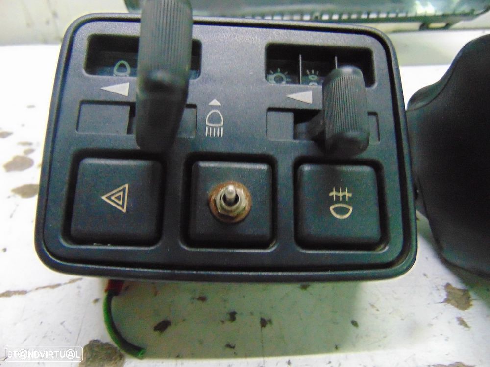 Fiat Uno conta kilómetros/Comandos luzes - 5