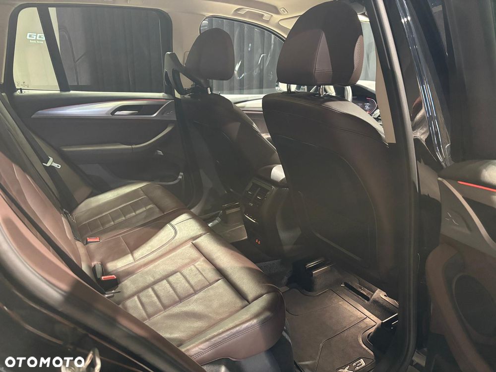 BMW X3 xDrive20d mHEV - 22