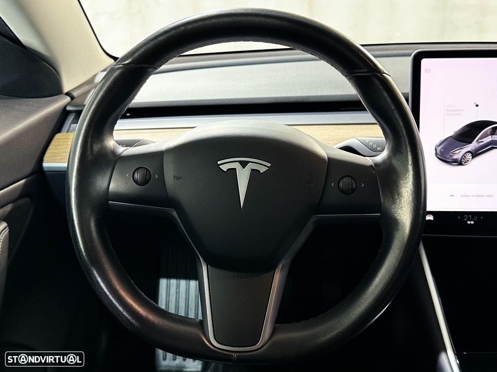 Tesla Model 3 Long-Range Dual Motor AWD - 22