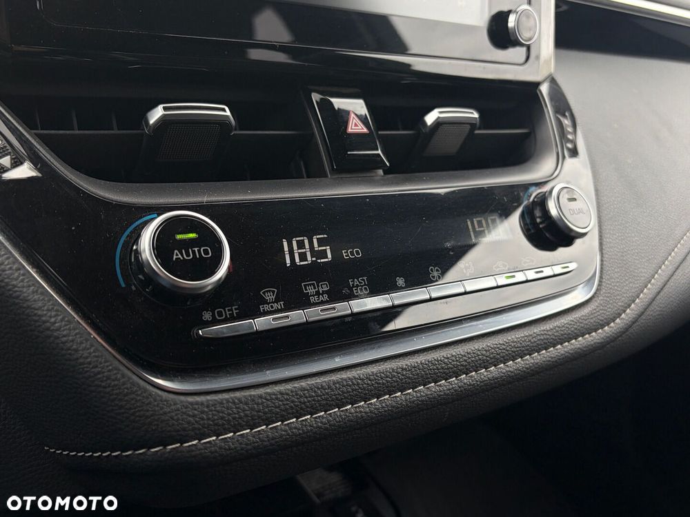 Toyota Corolla 1.8 Hybrid GR Sport - 23