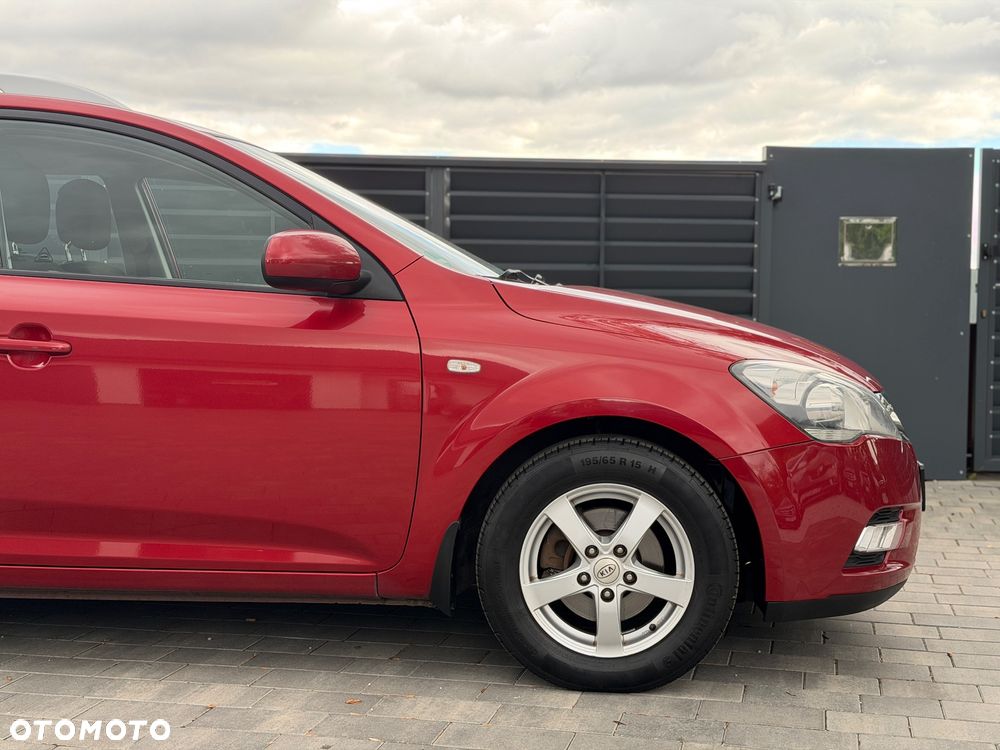 Kia Ceed Cee'd 1.4 Comfort - 30