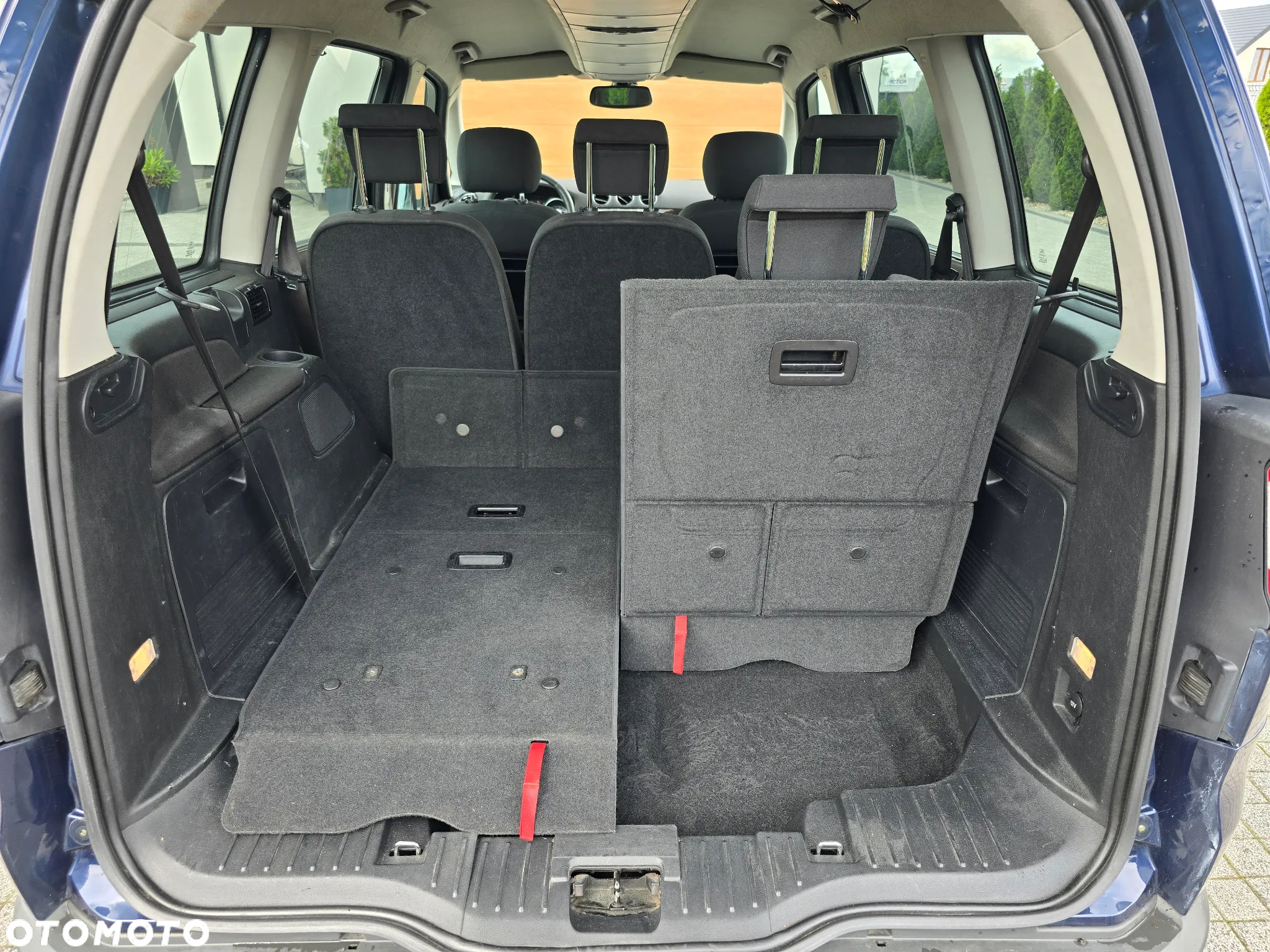 Ford Galaxy 2.0 TDCi Ghia - 27