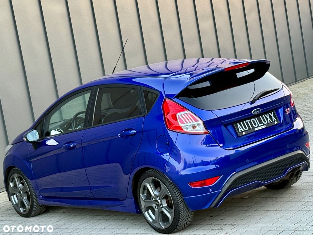 Ford Fiesta ST - 37