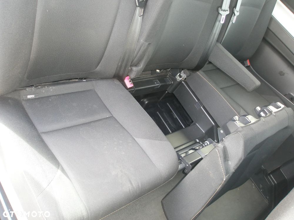 Mercedes-Benz Vito Renault Trafic - 28