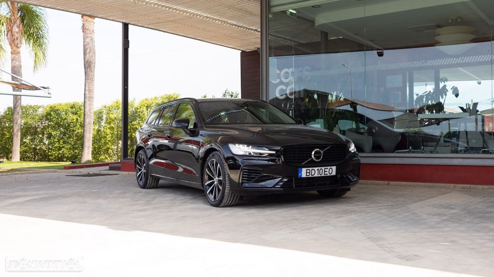 Volvo V60 2.0 T8 AWD TE Plus Dark - 3