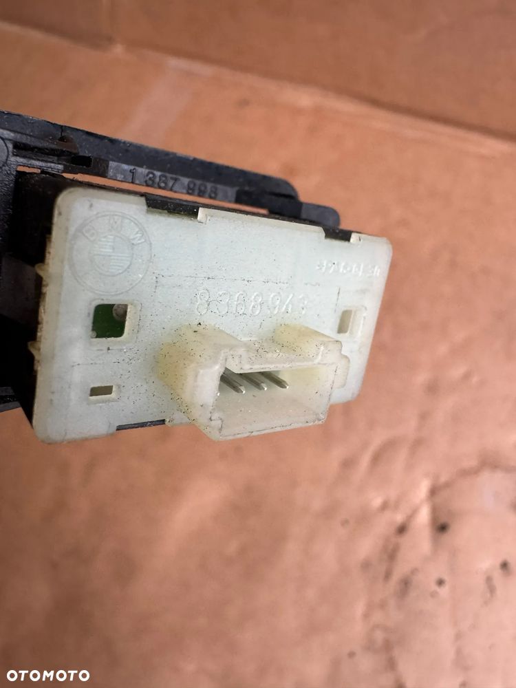 Panel sterowania przełącznik szyb BMW 3 E36 1387998 8368943 8368941 - 3