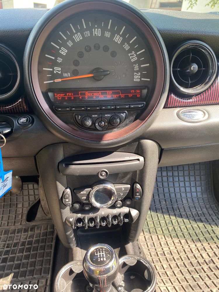 MINI Clubman Cooper D - 7
