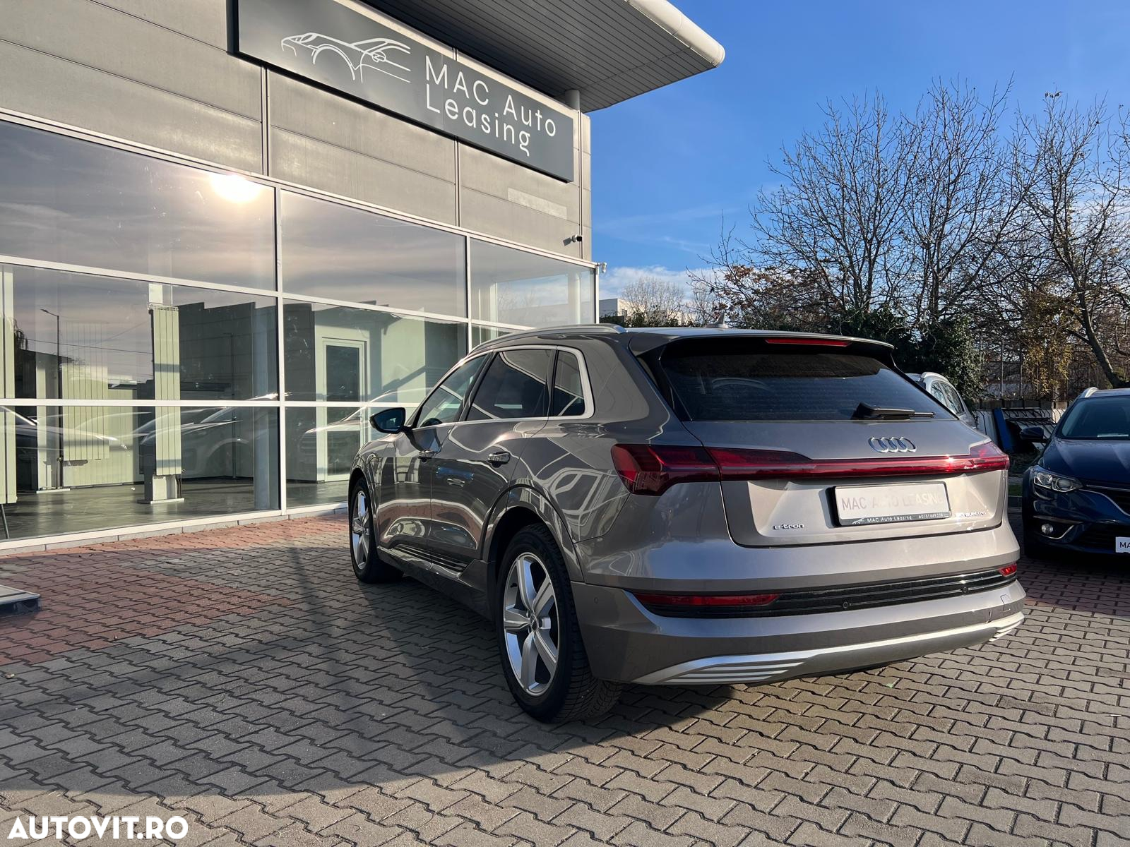Audi e-tron - 8