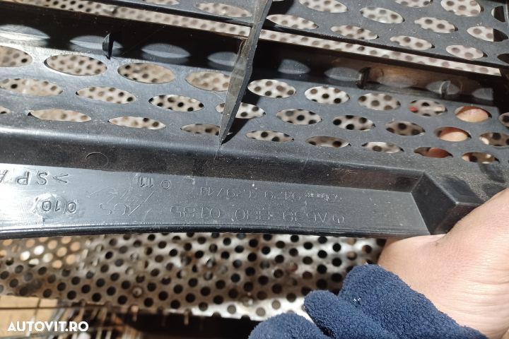 Grila radiator VITO A6398800185 Mercedes-Benz Vito W639 [2003 - 2010] - 3